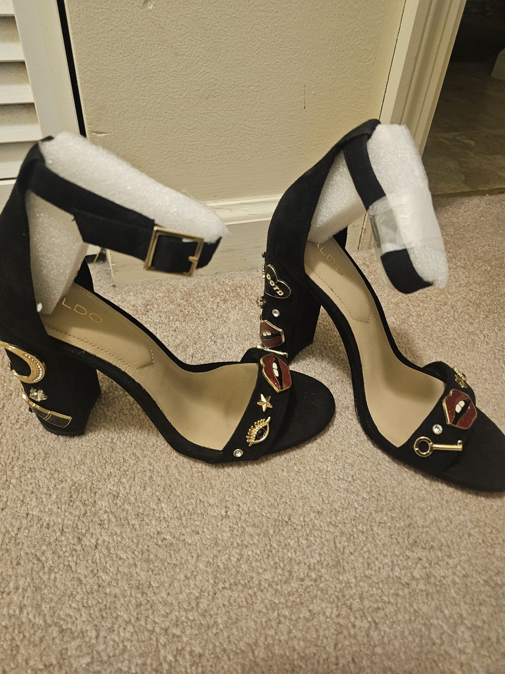 New W/O Box Aldo Larelle -Black Suede Block Heels with Gold & Red Accent Charms